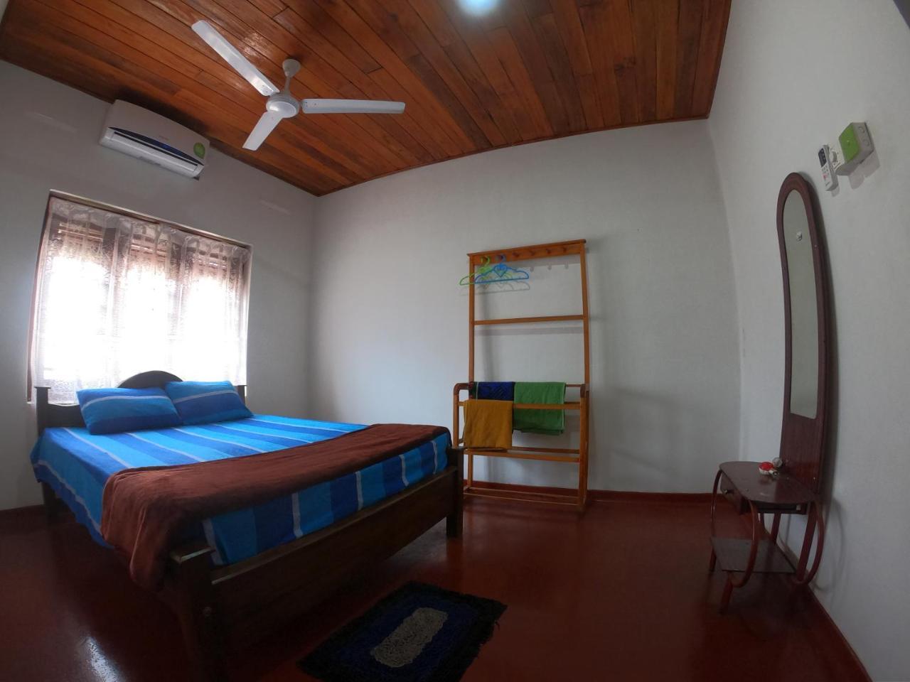 Shrinith'S Place - Dodanduwa Hikkaduwa Extérieur photo